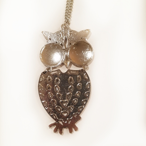 Owl Necklace Silver Plated 14 1/2" Length - Picture 3 of 8